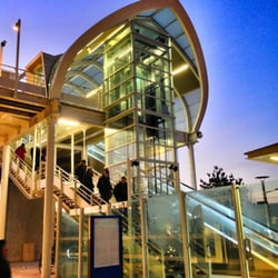 Gare de Massy Palaiseau - La nouvelle passerelle qui relie la RER au TGV : le Lien