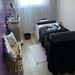 Reiki Chambers of Elements - Practice room! So peaceful and my favorite color is purple so that was a great sign for me.