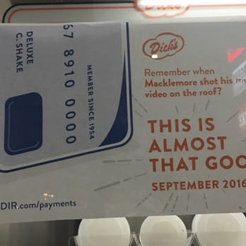 Dick's Drive-In - Fast Food Near Me - Seattle, Washington