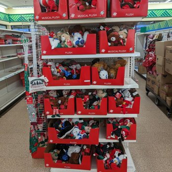 Dollar Tree Store #3046 - Plushies - Department Stores Near Me - Saint Paul, Minnesota
