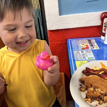 Bob's Grill - Hotcakes and ducks! - Diners Near Me - Kill Devil Hills, North Carolina