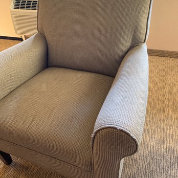 Bahia Resort Hotel - Beat up old chair - San Diego, CA