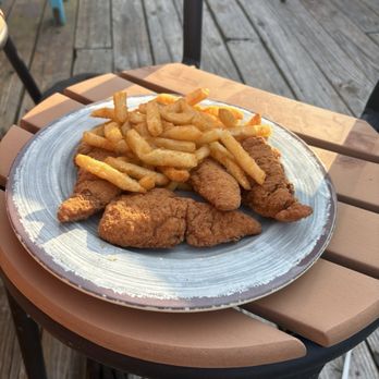 The Jolly Roger Restaurant and Bar - Chicken tenders - Steakhouses Near Me - Kill Devil Hills, North Carolina