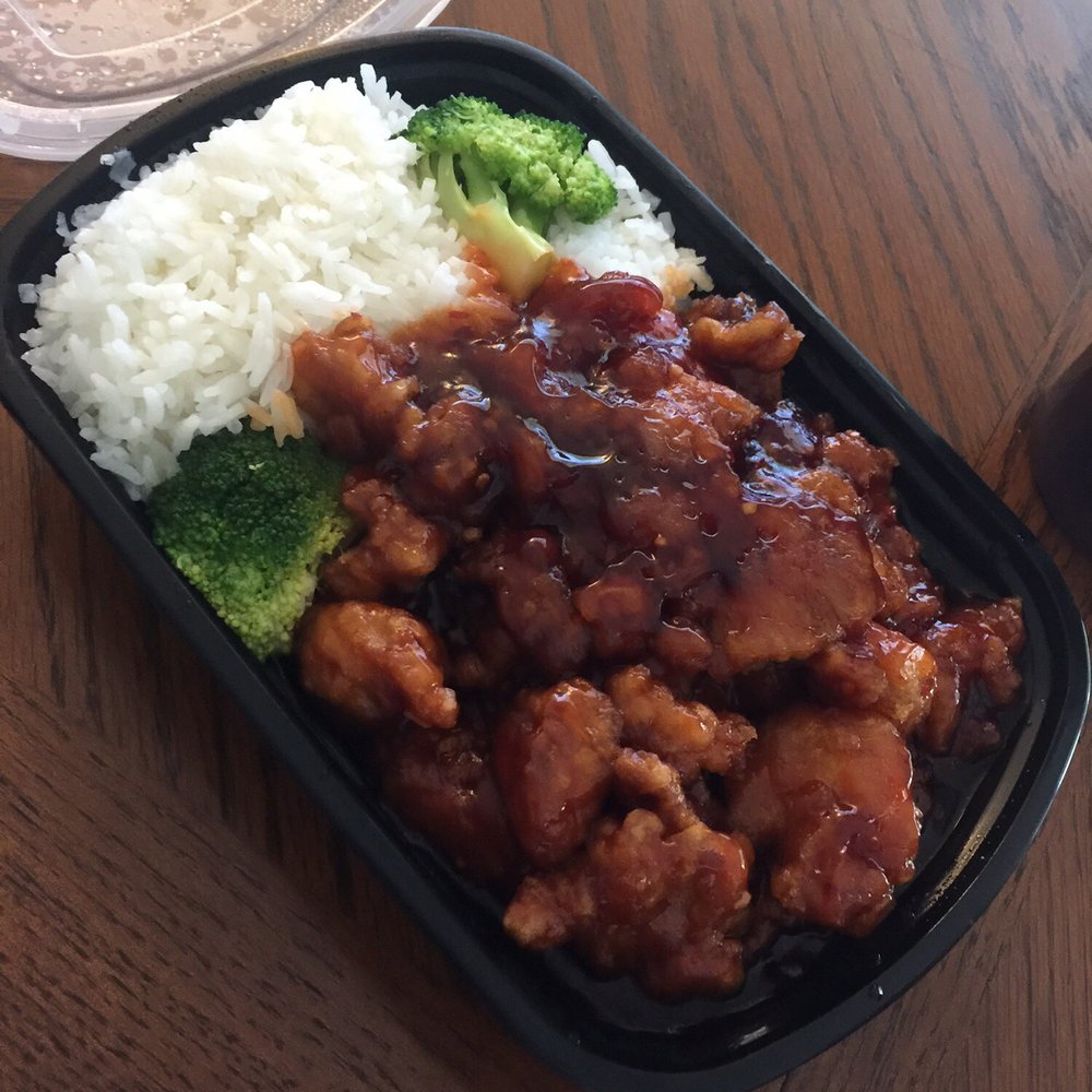 King Chef - General tso chicken and white rice - Chinese Near Me - Burlington, North Carolina King Chef - General tso chicken and white rice - Chinese Near Me - Burlington, North Carolina