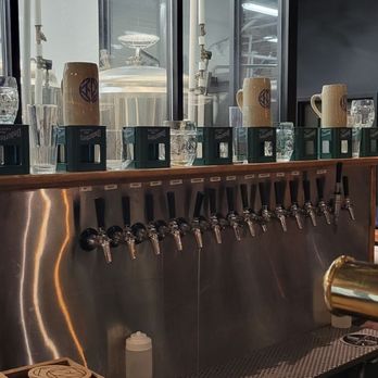 Human Robot - a bar with beer taps and people sitting at tables - Brewpubs Near Me - Jenkintown, Pennsylvania