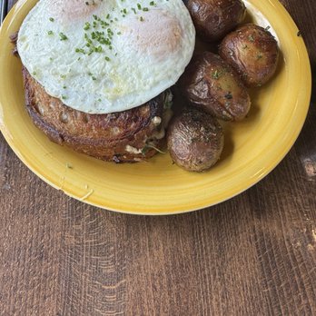 Hen Mother Cookhouse - Breakfast & Brunch Near Me - Alpharetta, Georgia Hen Mother Cookhouse - Breakfast & Brunch Near Me - Alpharetta, Georgia