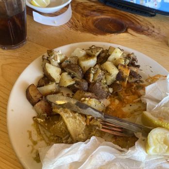 Farm Table - Overcooked unflavored house potatoes - Breakfast & Brunch Near Me - Van Nuys, California Farm Table - Overcooked unflavored house potatoes - Breakfast & Brunch Near Me - Van Nuys, California