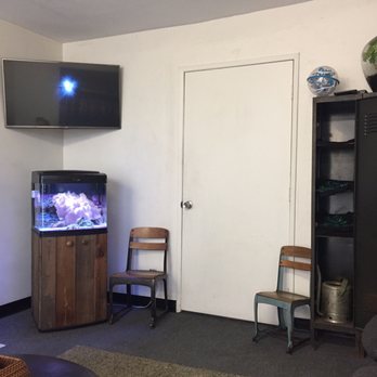 Just Smogs - Tv, fish, and old school lockers where they sell their shirts! - Smog Check Stations Near Me - Huntington Beach, California Just Smogs - Tv, fish, and old school lockers where they sell their shirts! - Smog Check Stations Near Me - Huntington Beach, California