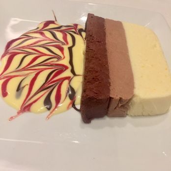 Ruths Chris Steak House - Chocolate something desert - Steakhouses Near Me - Pittsburgh, Pennsylvania Ruths Chris Steak House - Chocolate something desert - Steakhouses Near Me - Pittsburgh, Pennsylvania