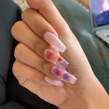 Pro Nails - Nail Salons Near Me - Honolulu, Hawaii