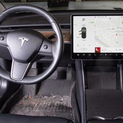 The Detail Station - Tesla- before