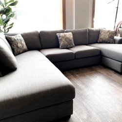 Wallaroo's Furniture and Mattresses