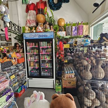 Aloha Fabrics - Cold beverages - Women's Clothing Near Me - Honolulu, Hawaii Aloha Fabrics - Cold beverages - Women's Clothing Near Me - Honolulu, Hawaii
