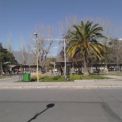 Plaza Los Dominicos - Vista lateral