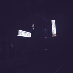 Surf Motor Motel - The front of the Surf Motel as seen from Dallas St.