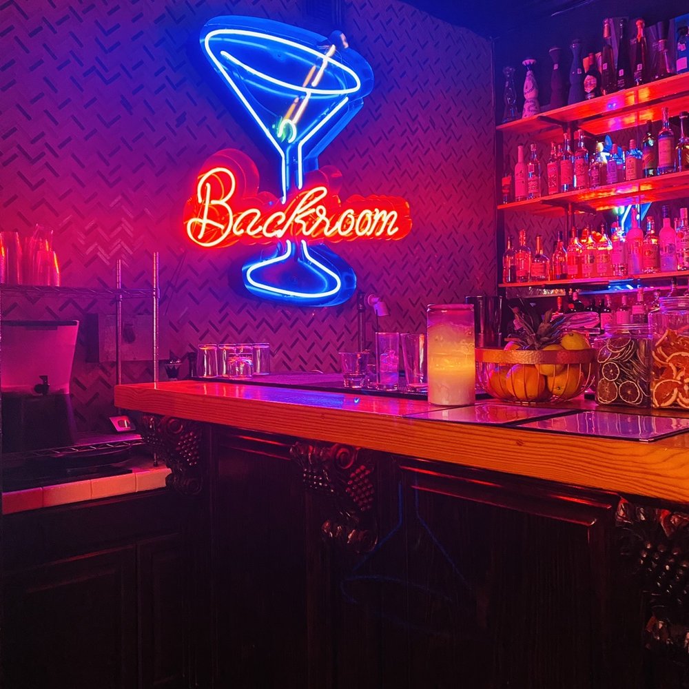 Backroom Bar At Tpc - Bar decorations - Cocktail Bars Near Me - San Antonio, Texas Backroom Bar At Tpc - Bar decorations - Cocktail Bars Near Me - San Antonio, Texas