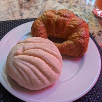Fiesta Americana - The best concha I ever had -- en serio - Hotels Near Me - Xochitepec, MOR