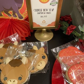 Diamond Head Chocolate Company - So cute! - Chocolatiers & Shops Near Me - Honolulu, Hawaii