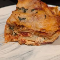 Don Carlo’s - Slice of lasagna