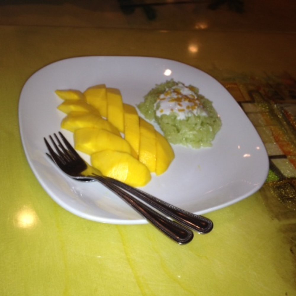 Bangkok Cafe - Mango and sweet sticky rice - Thai Near Me - Fredericksburg, Virginia Bangkok Cafe - Mango and sweet sticky rice - Thai Near Me - Fredericksburg, Virginia