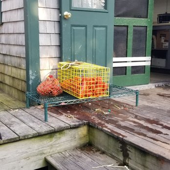 Thurston's Lobster Pound - Seafood Near Me - Bernard, Maine
