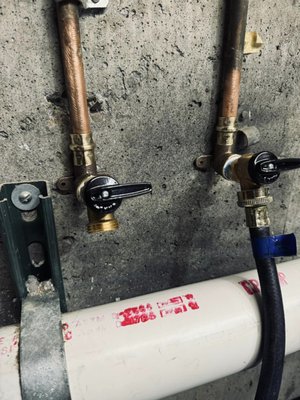 Gray Cap Plumbing Logo