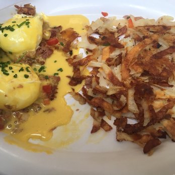 Milton's - Eggs Benedict - Delis Near Me - Del Mar, California Milton's - Eggs Benedict - Delis Near Me - Del Mar, California