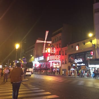 Moulin Rouge - The line for moulin rouge - Cabaret Near Me - Paris, 75