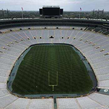 Lambeau Field - View from the top! Wish the field had been painted when I was there. Just a few days too early! - Stadiums & Arenas Near Me - Green Bay, Wisconsin
