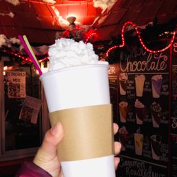 Vanilla Bean White Hot Chocolate Steamer Vanilla Bean White Hot Chocolate Steamer