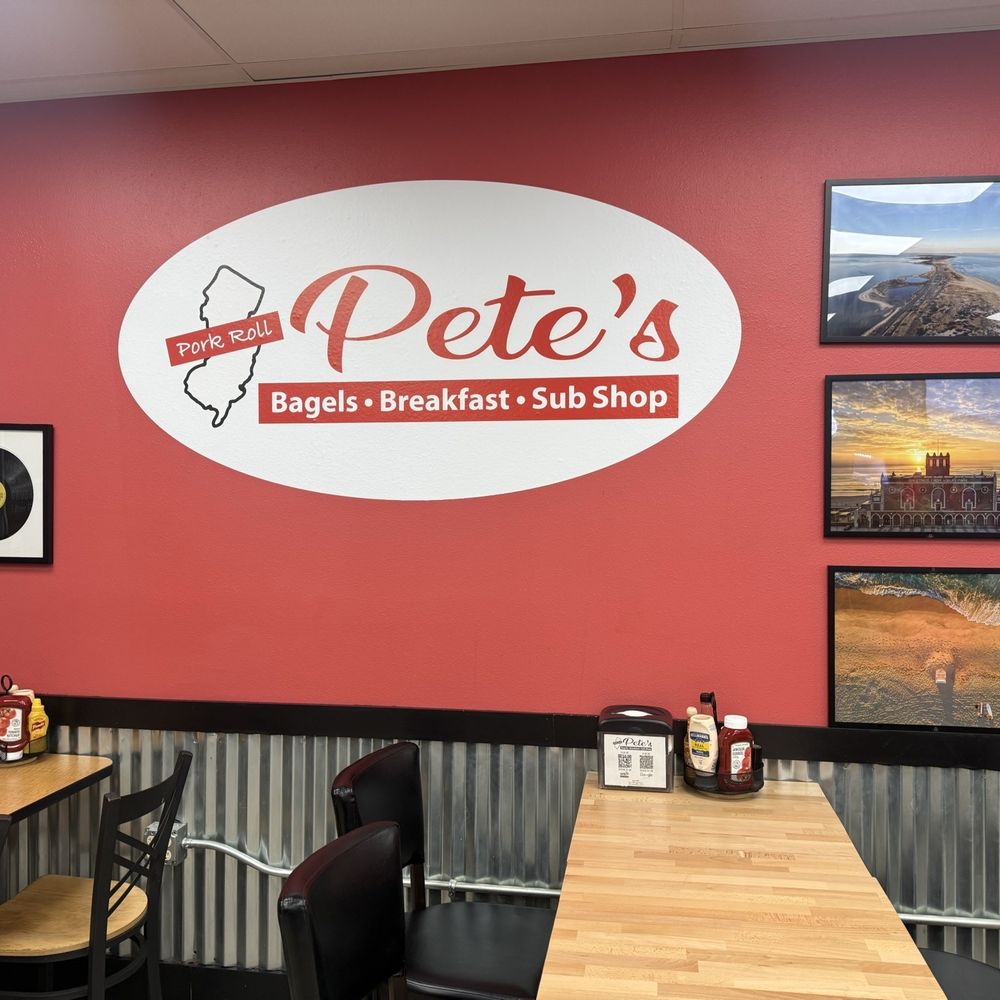 Pork Roll Petes - restaurant area - Bagels Near Me - Bradenton, Florida