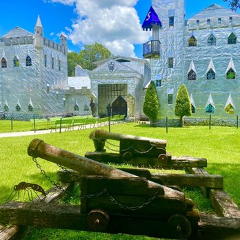 Solomon's Castle - Tours Near Me - Ona, Florida Solomon's Castle - Tours Near Me - Ona, Florida