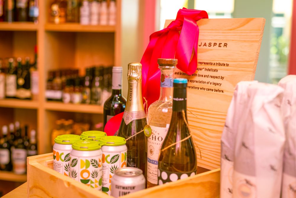 Pal's Bar & Bottle Shop