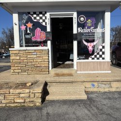 Realm Creations - Outside of Shop