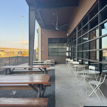 Stouthaus Coffee Pub - Outside Seating - Coffee & Tea Near Me - Sunset Valley, Texas Stouthaus Coffee Pub - Outside Seating - Coffee & Tea Near Me - Sunset Valley, Texas