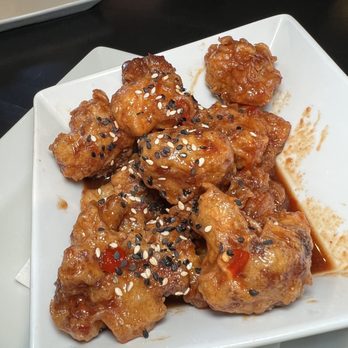 Midtown Tavern - Asian battered cauliflower - American Near Me - Charlotte, North Carolina Midtown Tavern - Asian battered cauliflower - American Near Me - Charlotte, North Carolina