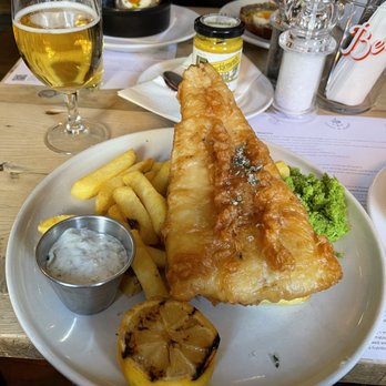 The Crown & Anchor - Fish and chips! - Pubs Near Me - London, XGL The Crown & Anchor - Fish and chips! - Pubs Near Me - London, XGL