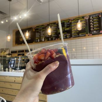 Wow Wow Hawaiian Lemonade - Ahwatukee - Original Acai - Juice Bars & Smoothies Near Me - Phoenix, Arizona Wow Wow Hawaiian Lemonade - Ahwatukee - Original Acai - Juice Bars & Smoothies Near Me - Phoenix, Arizona