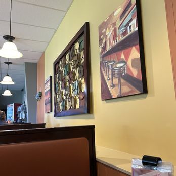 Mr T's Family Restaurant - Pizza Near Me - Iron River, Michigan
