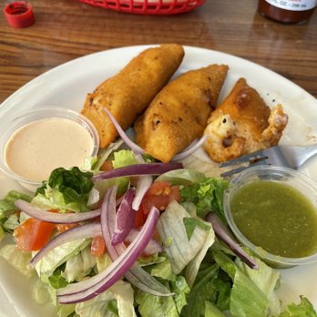 Los Lagos Mariscos Restaurant - Empanadas de Camarón - Mexican Near Me - Los Angeles, California