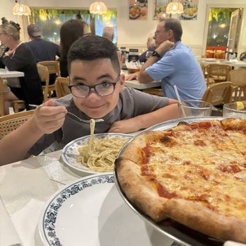 Scarpino's Classic Italian - White Pizza 16" - Italian Near Me - Bradenton, Florida Scarpino's Classic Italian - White Pizza 16" - Italian Near Me - Bradenton, Florida