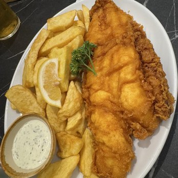 Rock & Sole Plaice - Regular Lemon Sole & Chips - Fish & Chips Near Me - London, XGL