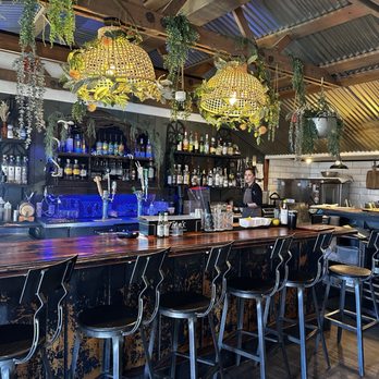 Brewha - Bar - Beer Bar Near Me - Cornville, Arizona