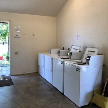 Mountain Valley RV Park - Laundry area - Campgrounds Near Me - Tehachapi, California Mountain Valley RV Park - Laundry area - Campgrounds Near Me - Tehachapi, California