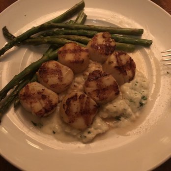 Seasons 52 - Scallops - New American Near Me - Boca Raton, Florida Seasons 52 - Scallops - New American Near Me - Boca Raton, Florida