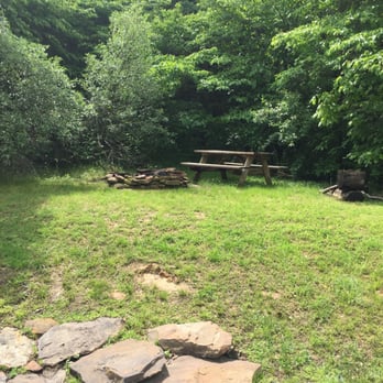 Willowbrook Cabins - Angler Cabin firepit - Resorts Near Me - Golconda, Illinois Willowbrook Cabins - Angler Cabin firepit - Resorts Near Me - Golconda, Illinois