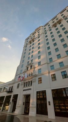Fairmont Breakers Long Beach by null