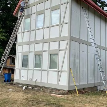 Eagle Eyes Construction - Exterior paint - before - General Contractors Near Me - Kelso, Washington