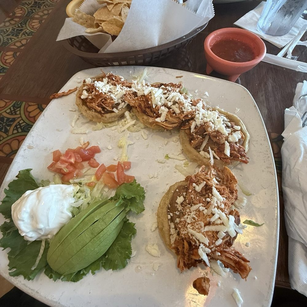 El Bosque Mexican Grill - Tinga Sopes - Mexican Near Me - Shenandoah, Texas