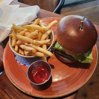 Herringbone Waikiki - Burger - Seafood Near Me - Honolulu, Hawaii Herringbone Waikiki - Burger - Seafood Near Me - Honolulu, Hawaii